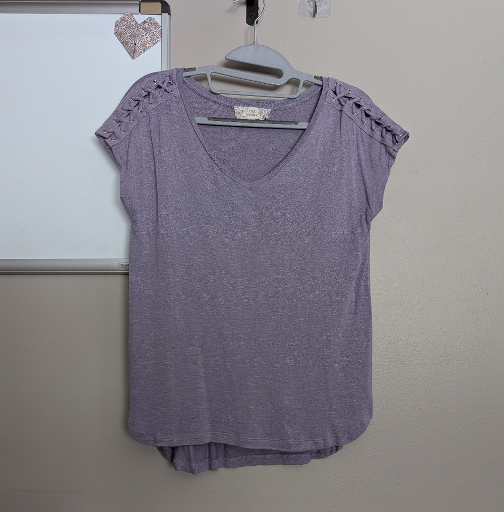 S EUC Clothing Bundle - Picture 4 of 6